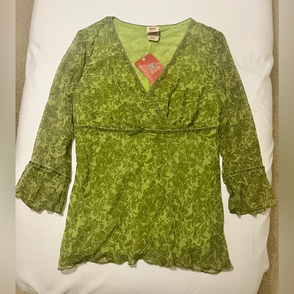 NWT - Faded Glory Blouse - SMALL - Lime Green - Picture 7 of 10